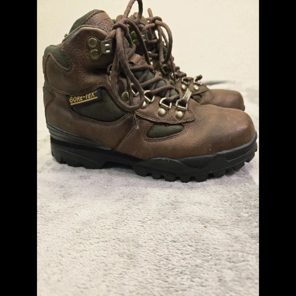 RedHead Bone Dry Boots Mens 7M Brown Leather Goretex Hiking I-1104‎
